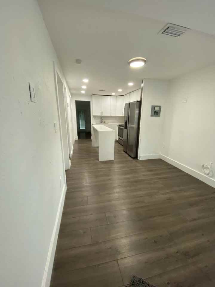 2987 Nw 44th St #NA - Photo 3 of 19