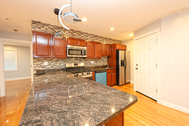 35 Gleason St #1 - Photo 2 of 22