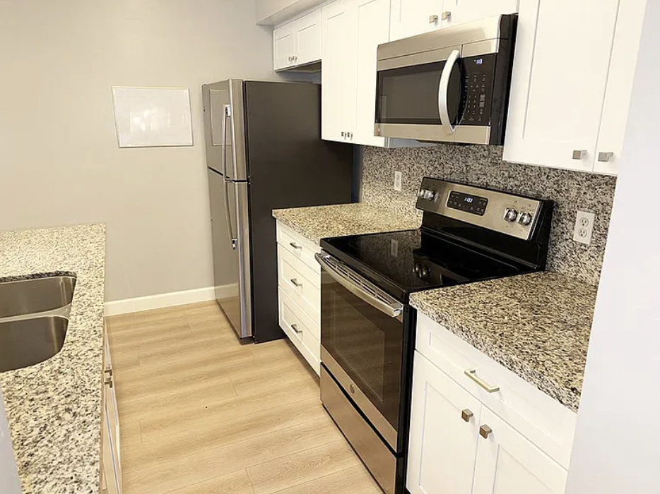 750 Del Verde Cir #1 - Photo 5 of 20