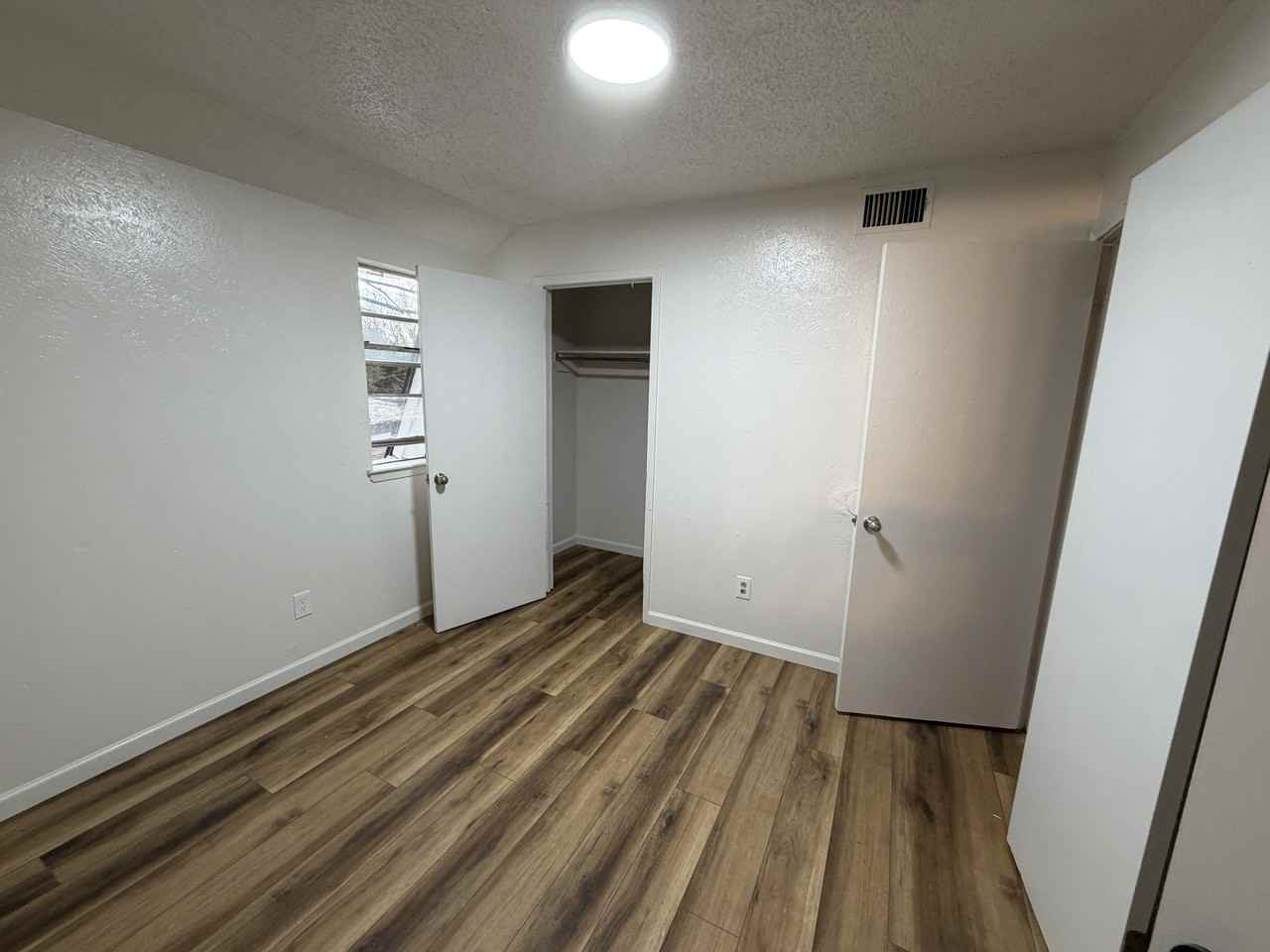 Cooper Ct #1342 - Photo 5 of 17