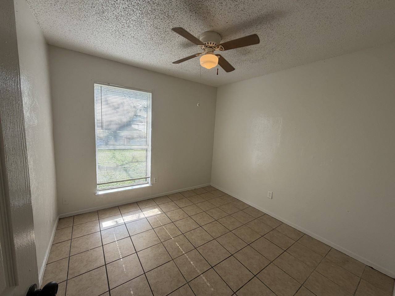 501 Plantation Dr #1 - Photo 2 of 13