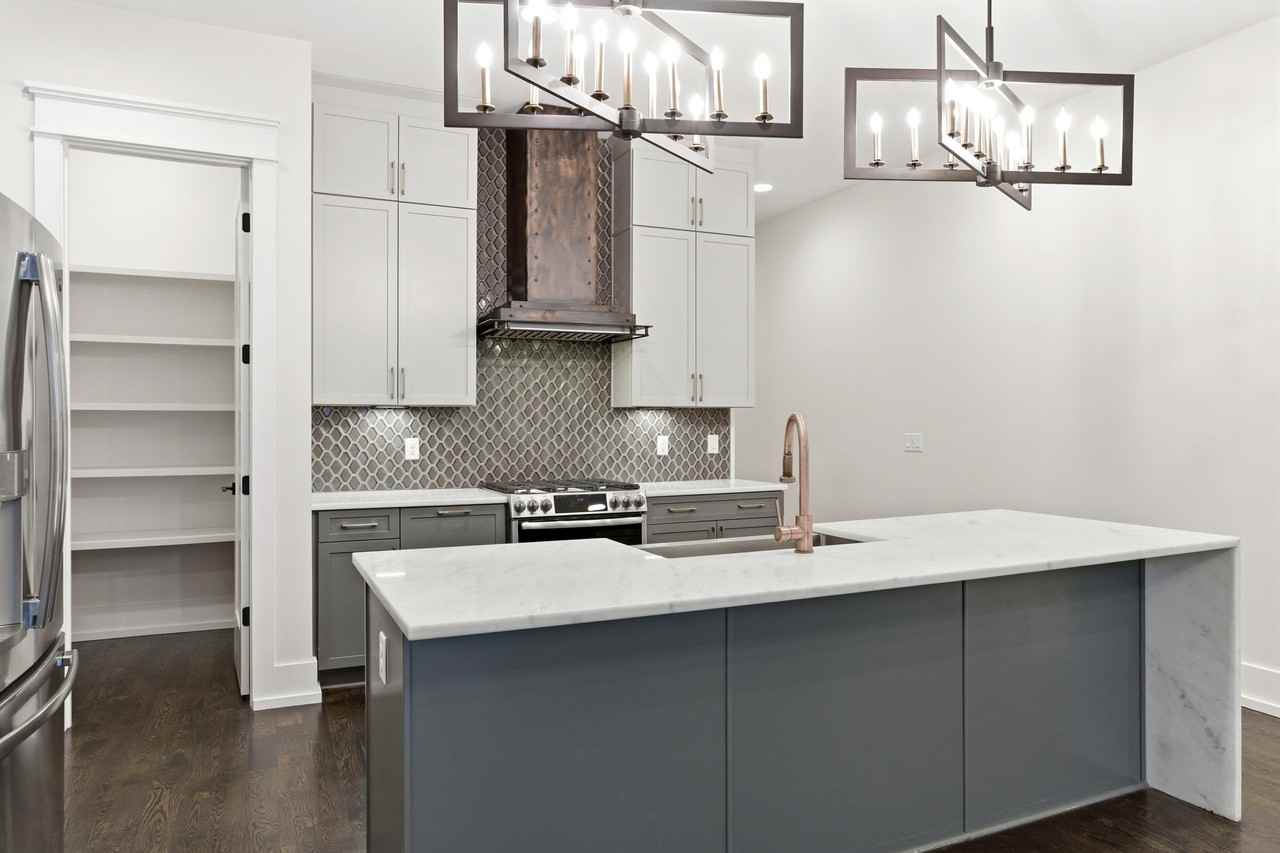 1708B 15th Ave S #B - Photo 7 of 44