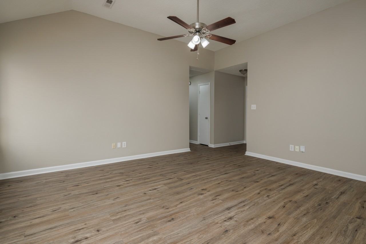 227 Mountain Creek Dr #1 - Photo 2 of 12