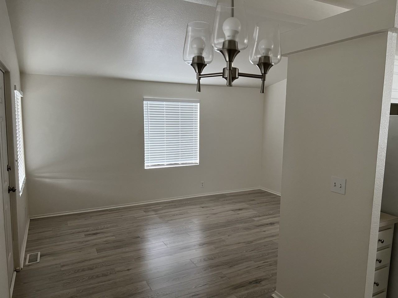 9540 Avonne Ave #31 - Photo 4 of 12