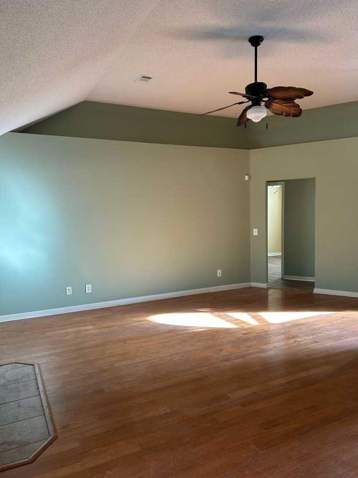 10 Carlisle Ln - Photo 2 of 22