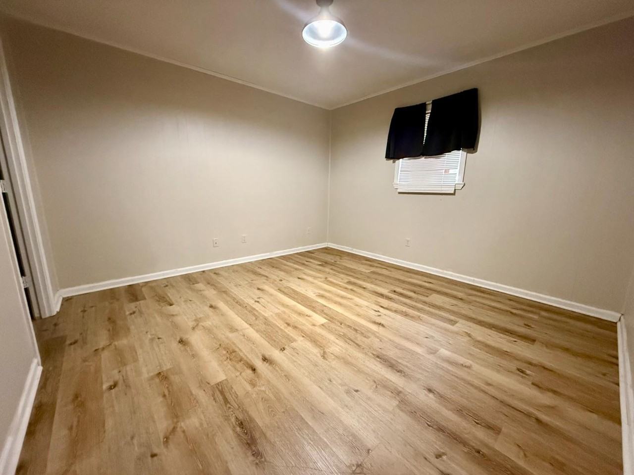 Timbers - Photo 2 of 4