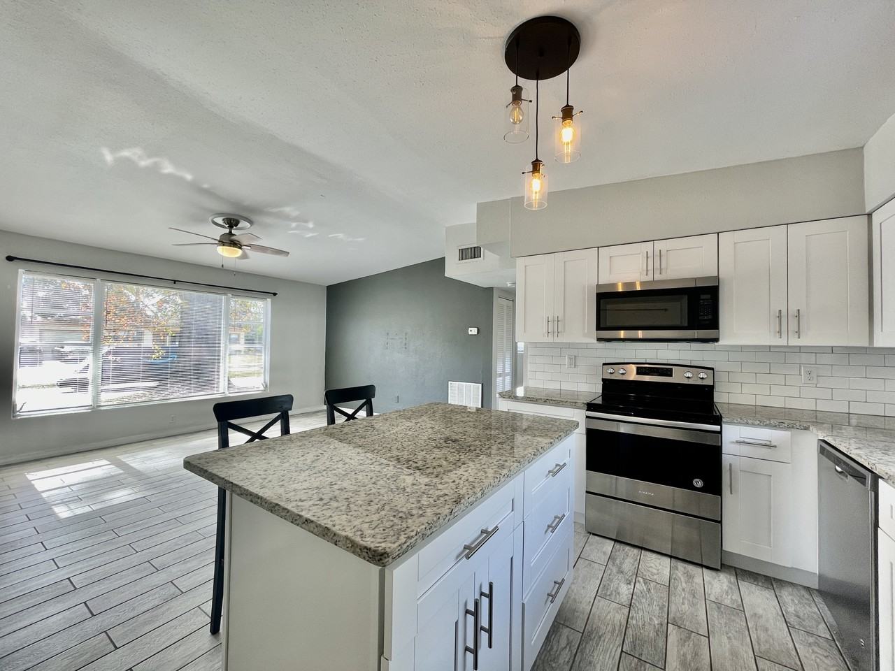 1434 Overlea St #NA - Photo 5 of 16