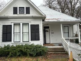 featured image of 731 Main St