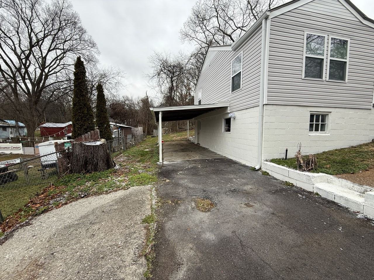 456 Warren St - Photo 3 of 20