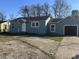 featured image of 5010 Oaklon Ave #1