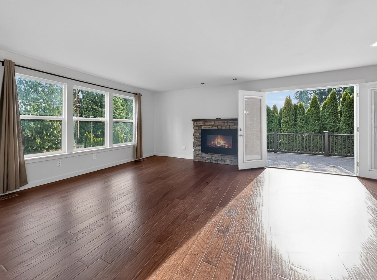 16218 3rd Ave Se #1 - Photo 3 of 27