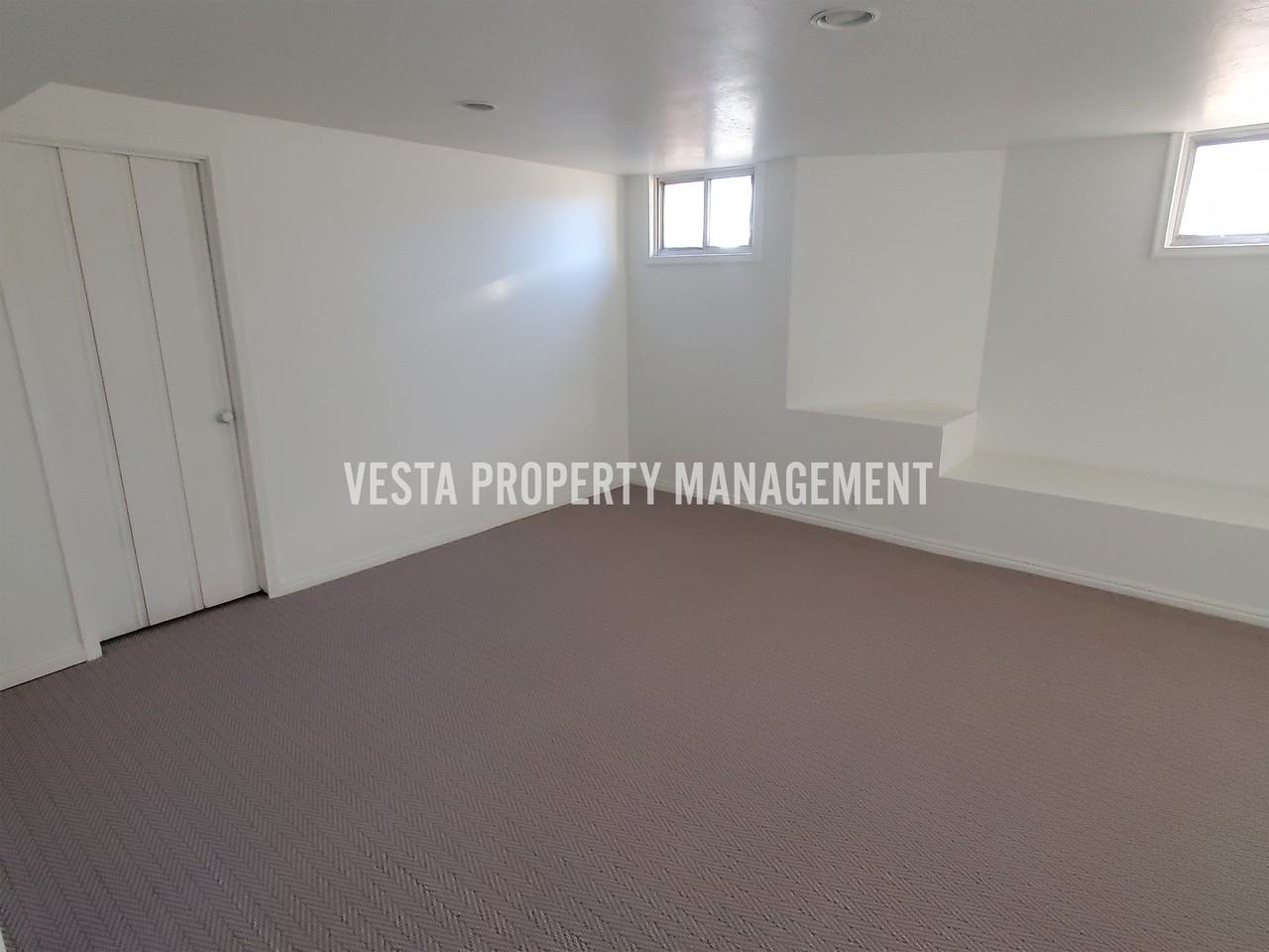 1516 36th St #1 - Photo 2 of 16