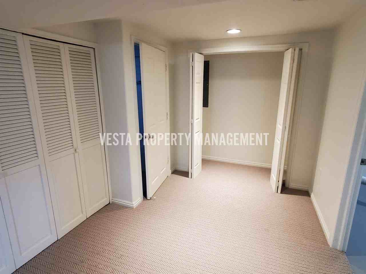 1516 36th St #1 - Photo 5 of 16