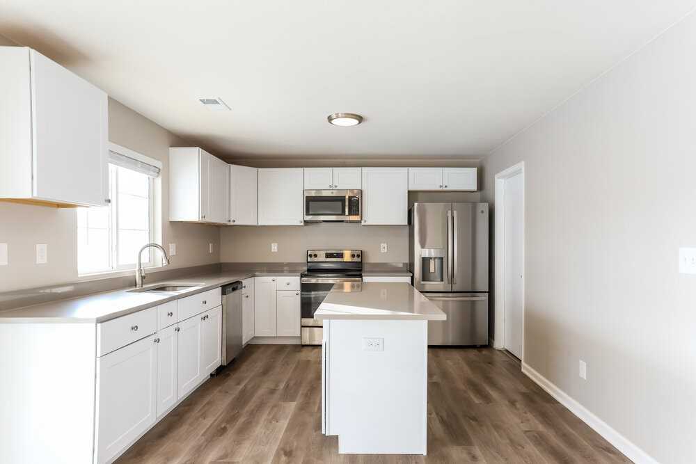 5026 Perth Ct - Photo 7 of 17