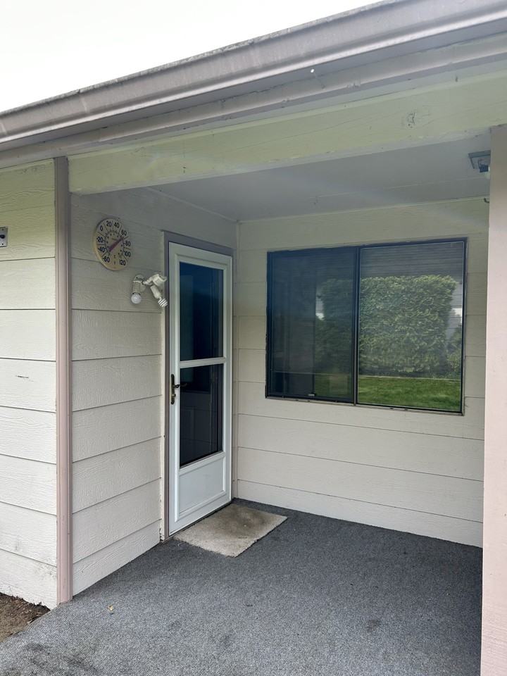 908 Liberty St #C - Photo 4 of 10