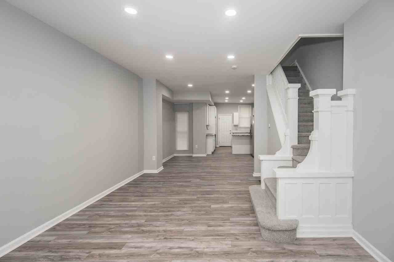 4644 N 12th St #1 - Photo 6 of 11