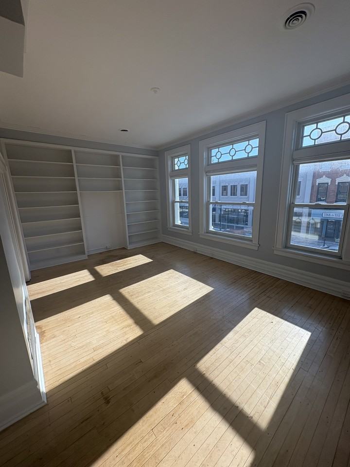 125 E Maumee St #1 - Photo 7 of 7