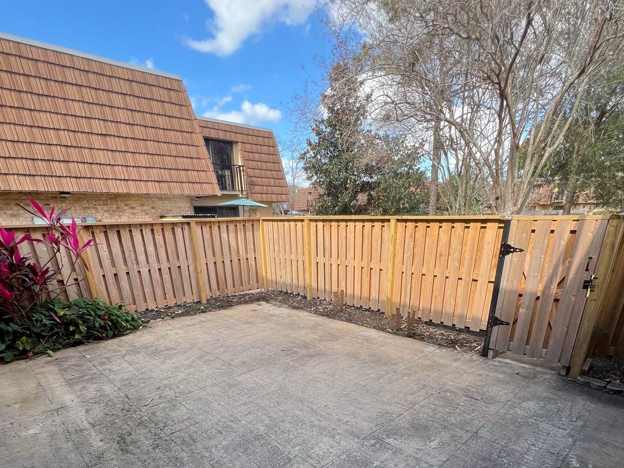 5271 Cypress Ct - Photo 3 of 15