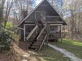 featured image of 1130 Stoney Brook Ln