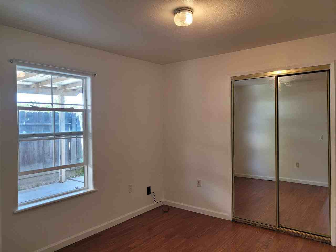 585 South Ave - Photo 6 of 6