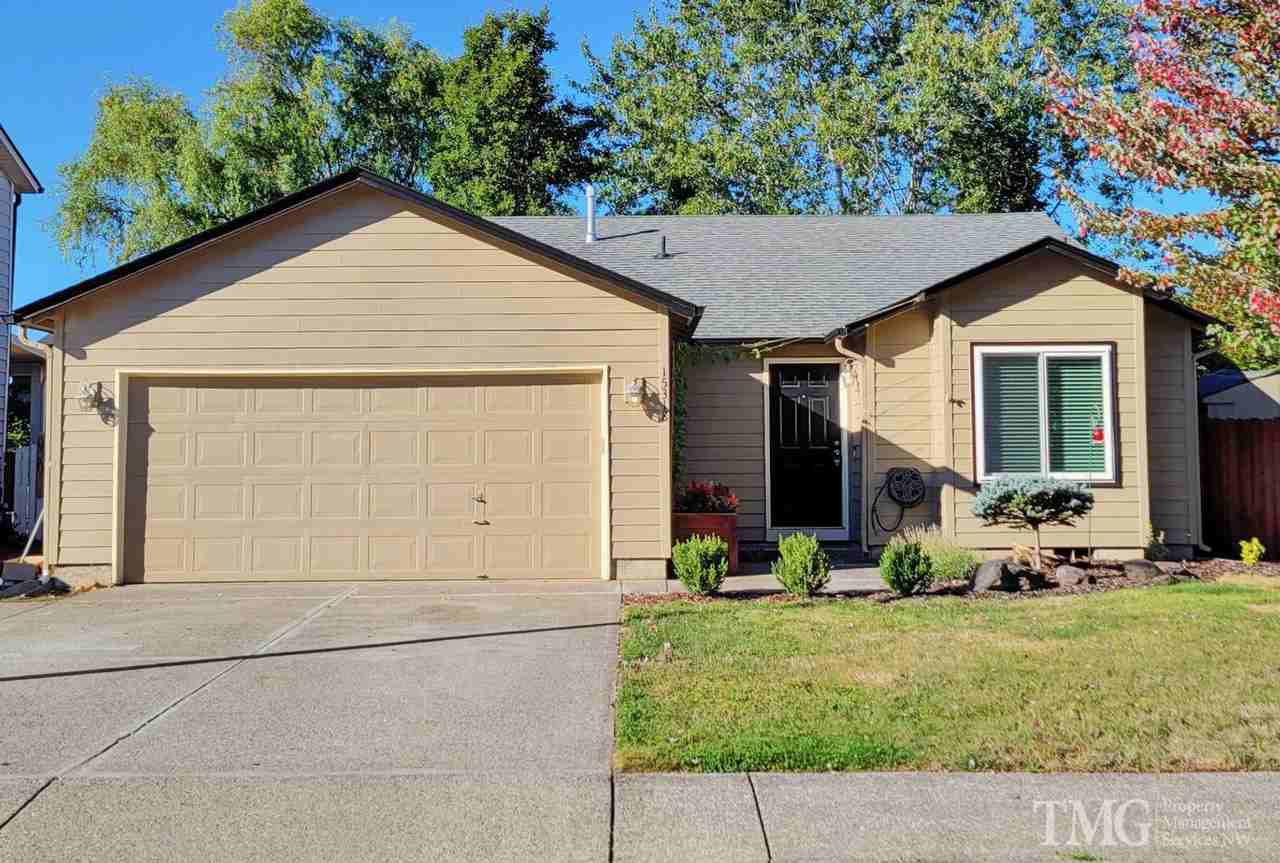 15318 Ne 45th St - Photo 3 of 20