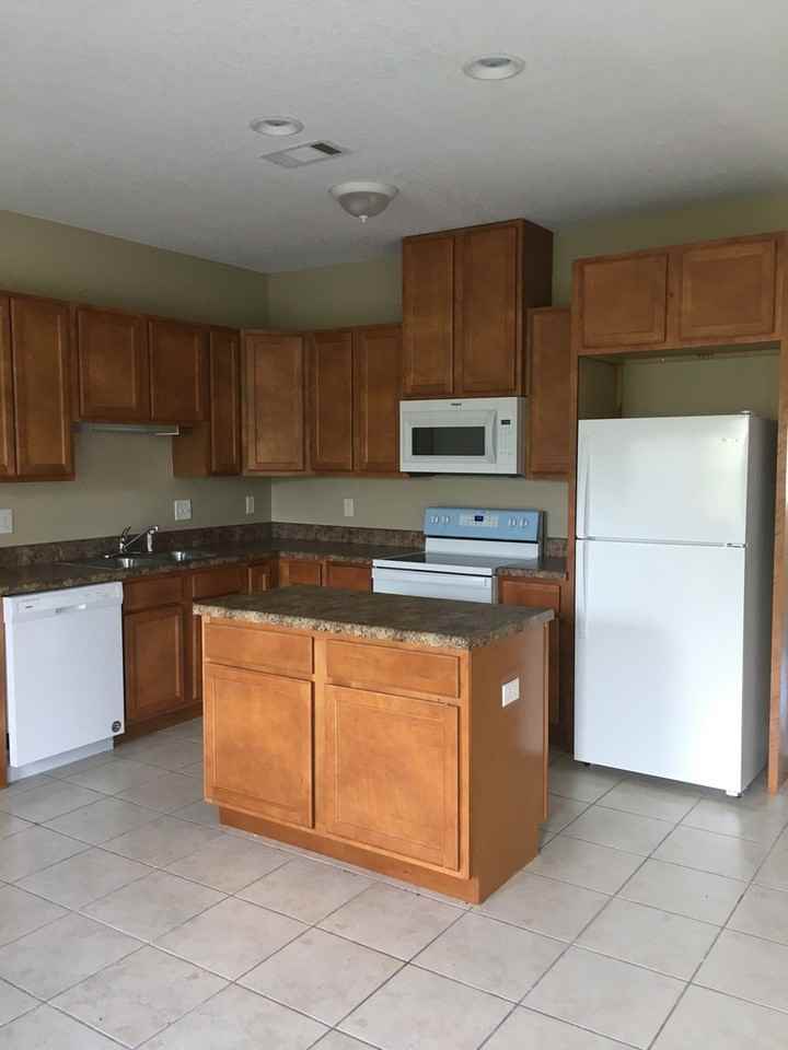 7009 Edwardian Ct - Photo 6 of 16