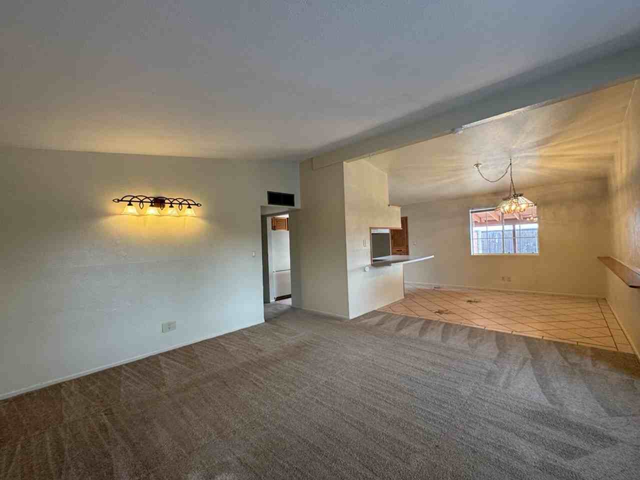 1401 Bella Vista Dr - Photo 5 of 23