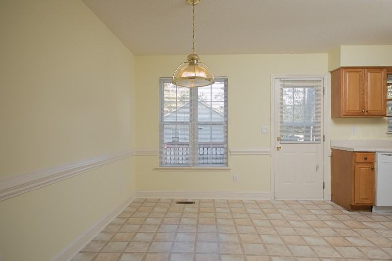 3041 Dixon Rd - Photo 6 of 14