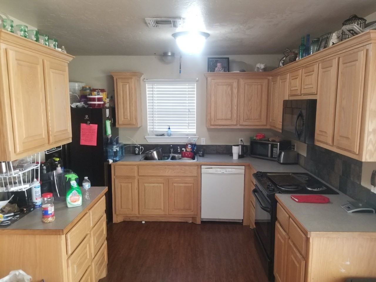 905 W 24th St - Photo 7 of 10