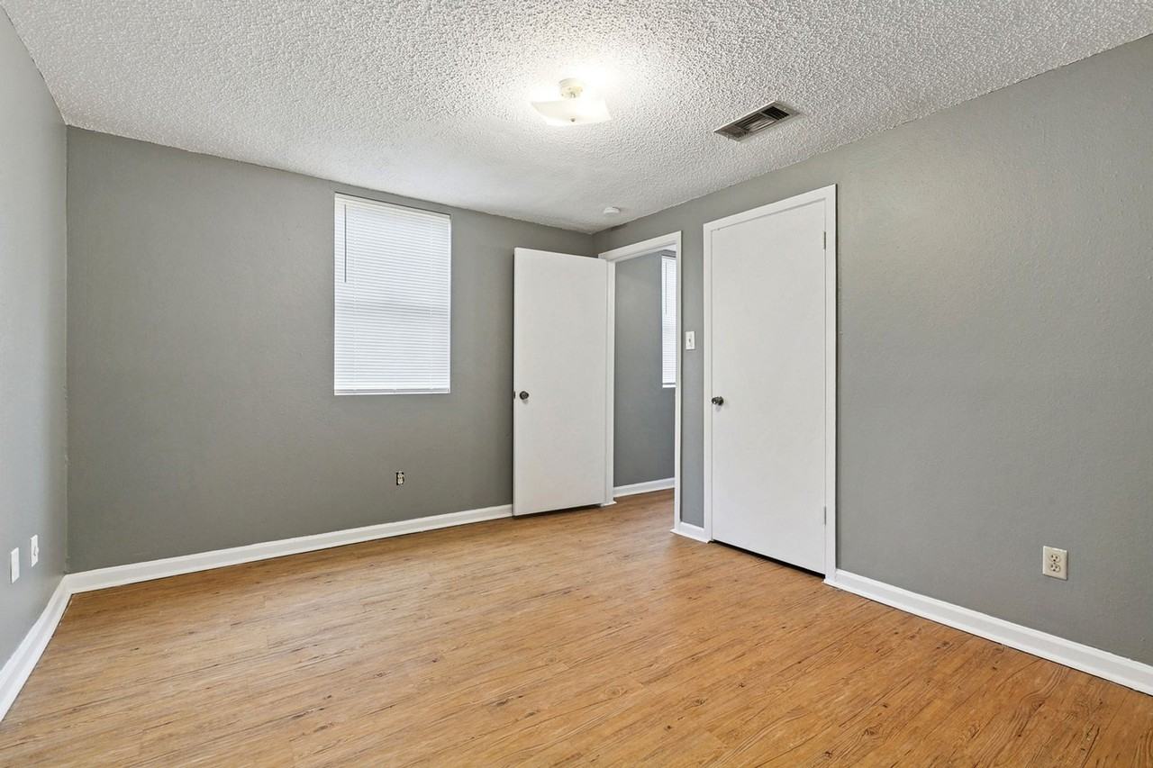 416 Evelina St - Photo 5 of 11