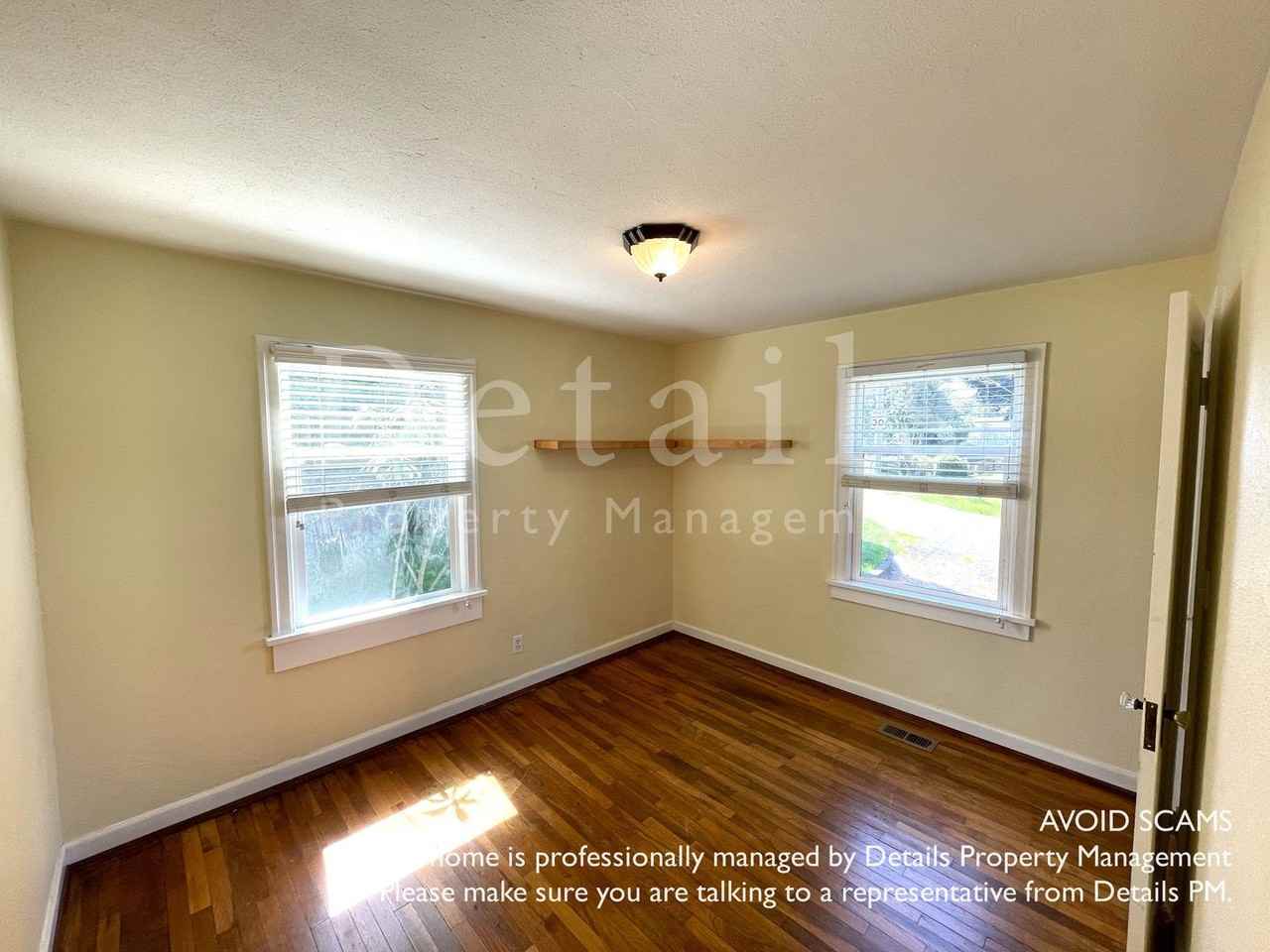 1101 High Ave - Photo 6 of 17