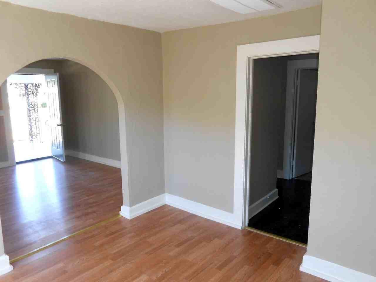 1311 7th Ave N - Photo 2 of 17