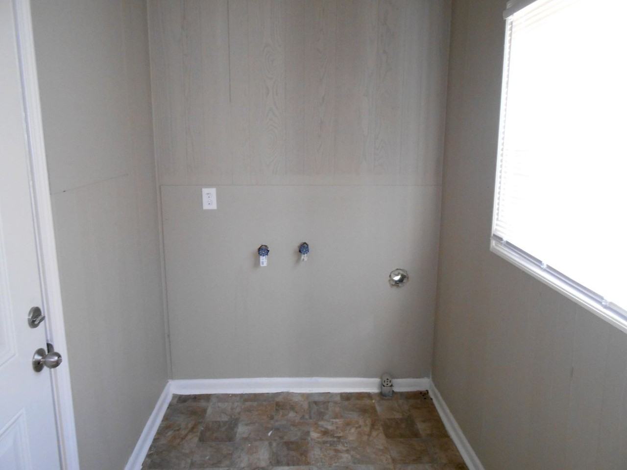 1311 7th Ave N - Photo 6 of 17