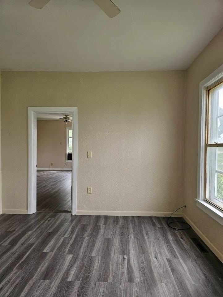 3132 Us Highway 6 - Photo 5 of 8