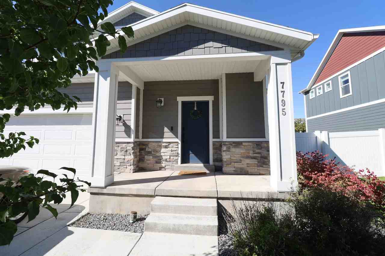 7795 N Rider Dr - Photo 2 of 28