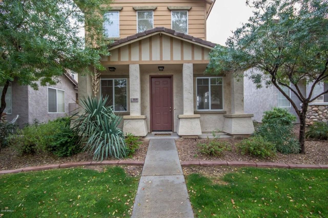 3019 S 101st Ave - Photo 2 of 13