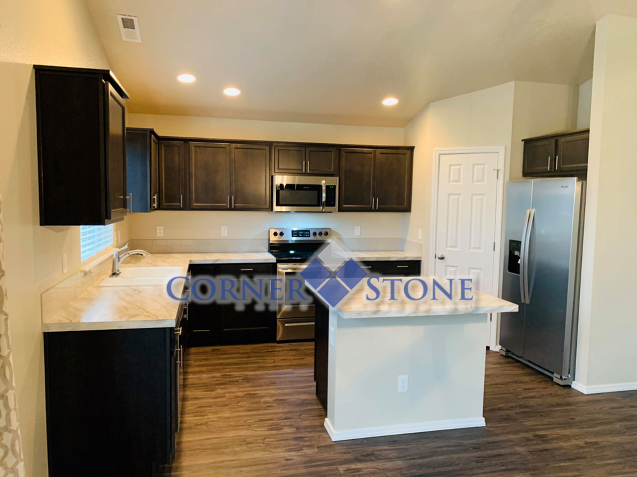 4480 W Everest St - Photo 6 of 16