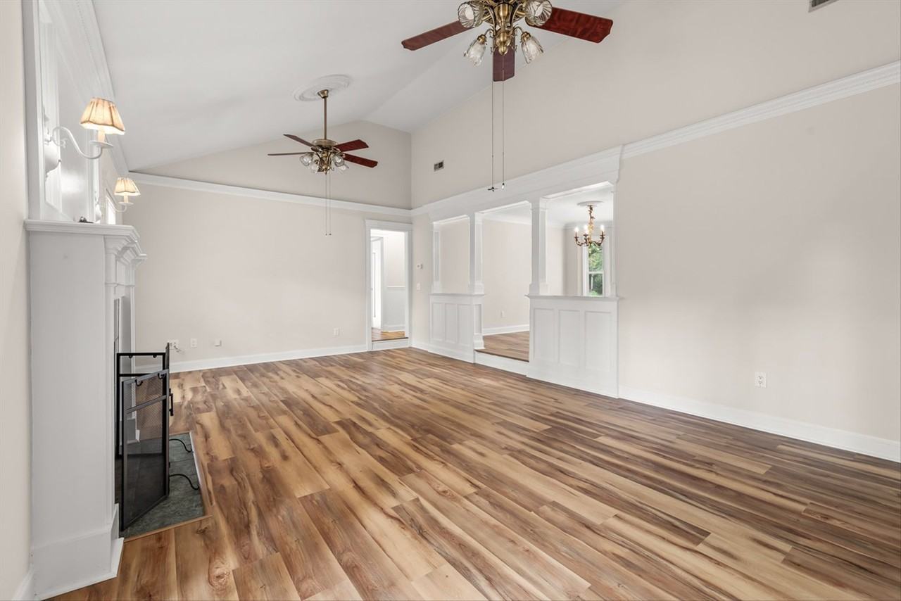 119 Summercourt Dr - Photo 4 of 24