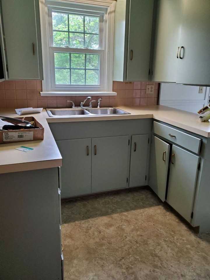 105 W Liberty Ct - Photo 4 of 13