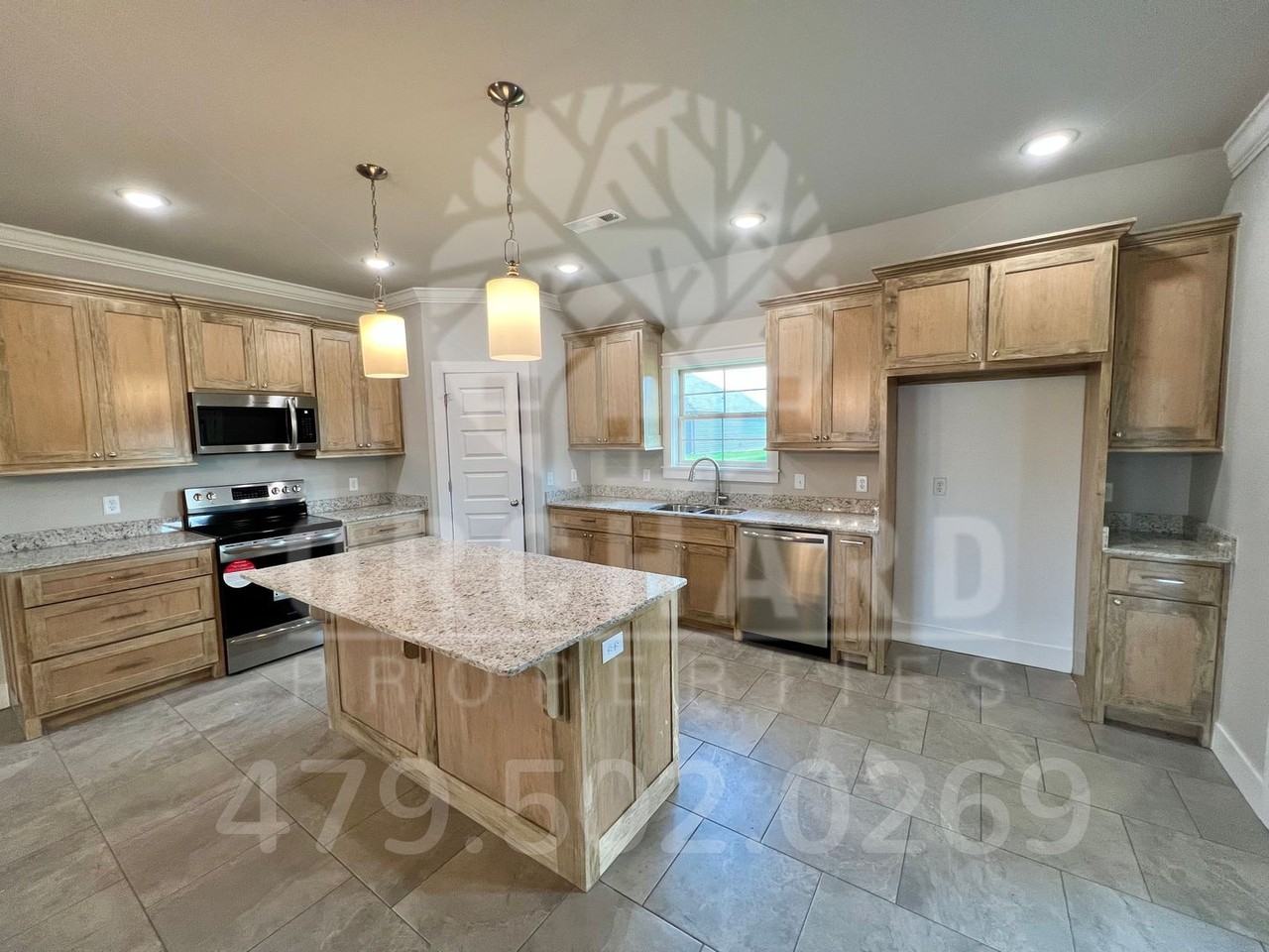 1901 E Hudson Dr - Photo 5 of 17