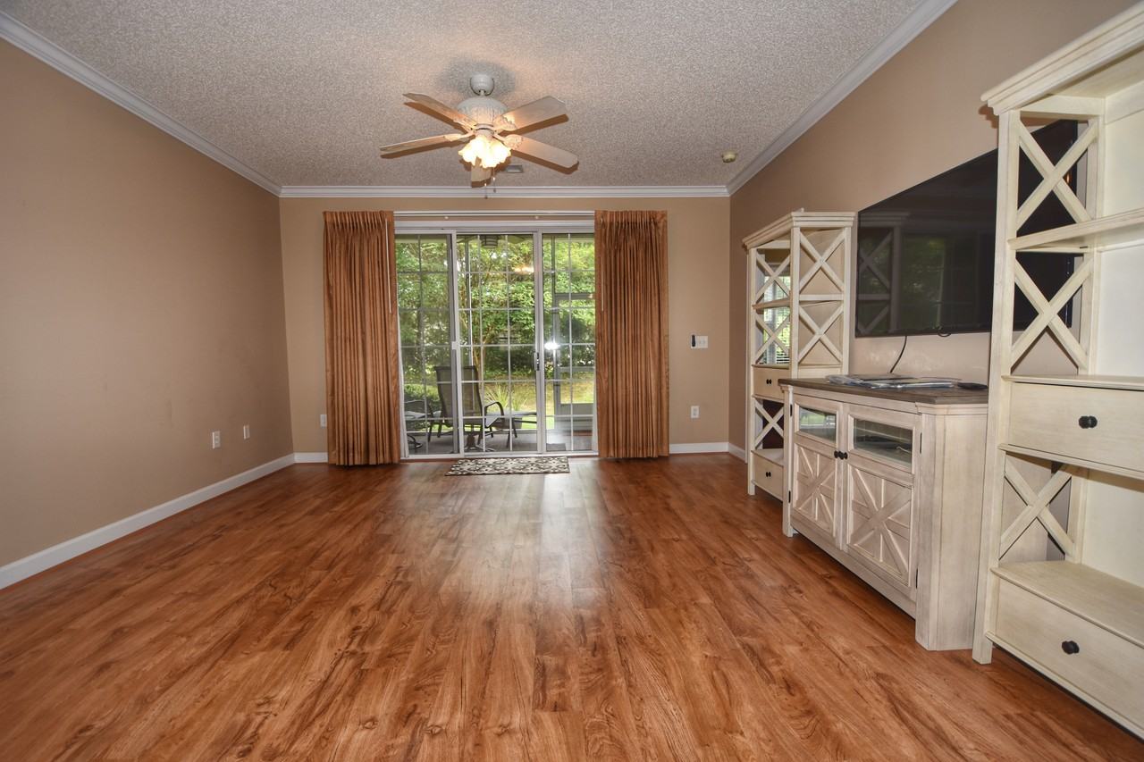 5801 Oyster Catcher Dr #913 - Photo 5 of 16