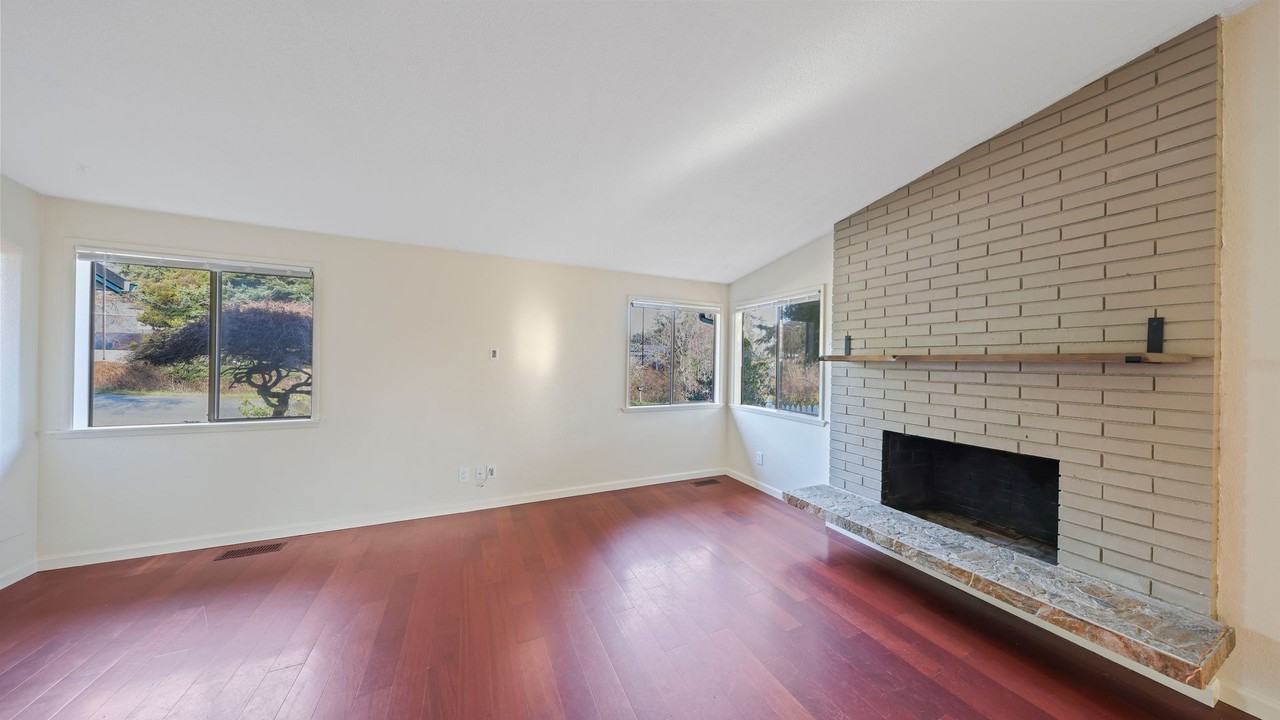 959 Sw 3rd Ave - Photo 2 of 13