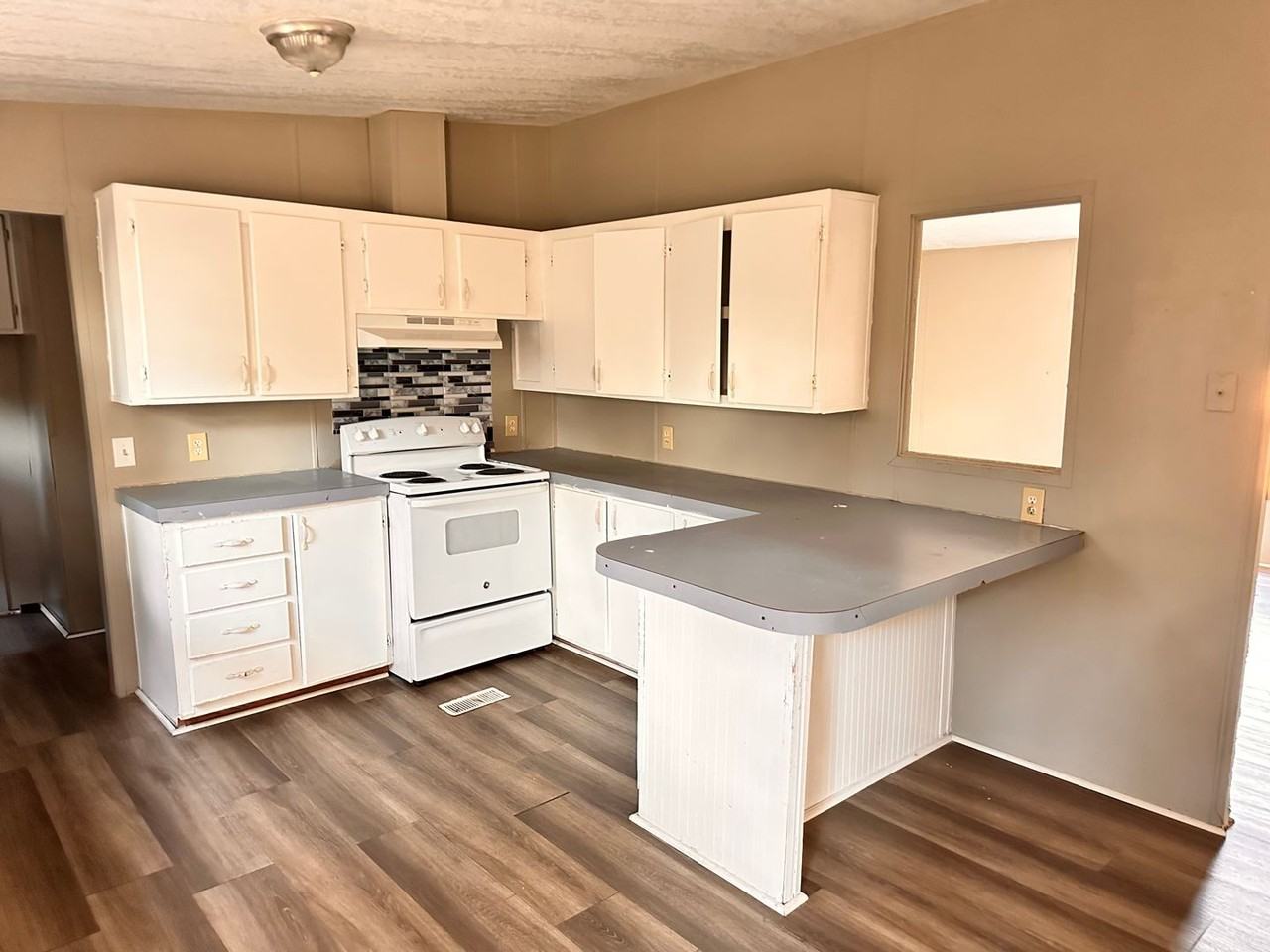 143 Snow Hill Church Rd - Photo 4 of 4