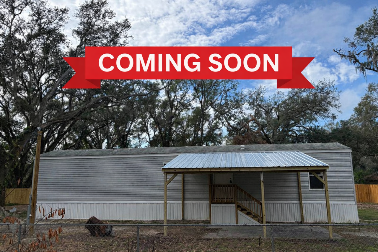 1416 Robin St - Photo 2 of 17