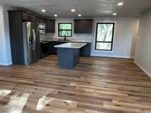 2204 E Sylvan Cir - Photo 1 of 1