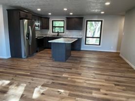 2204 E Sylvan Cir - Photo 1 of 1