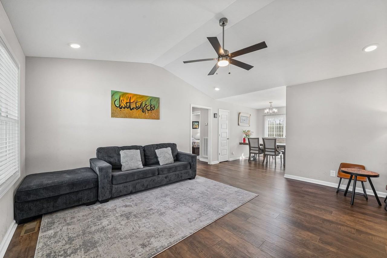 419 Mattingly Dr - Photo 7 of 26