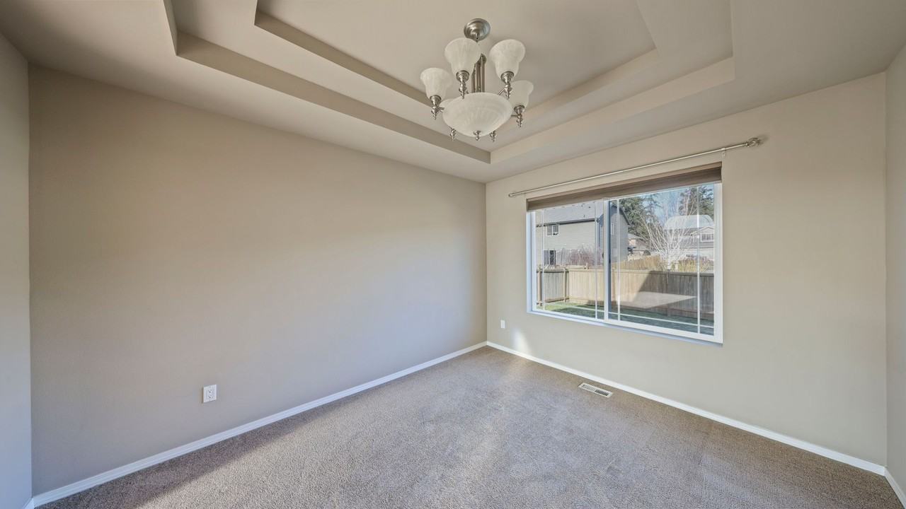 1421 Nw Lofton Loop - Photo 3 of 16