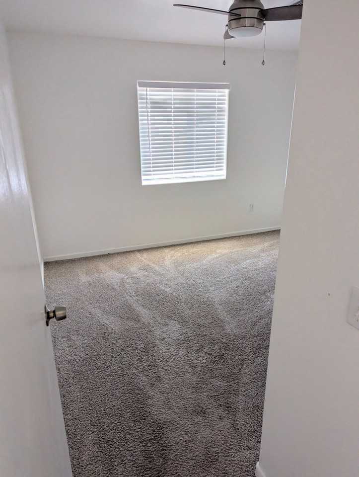 Sierra Court Apartments - Photo 2 of 16