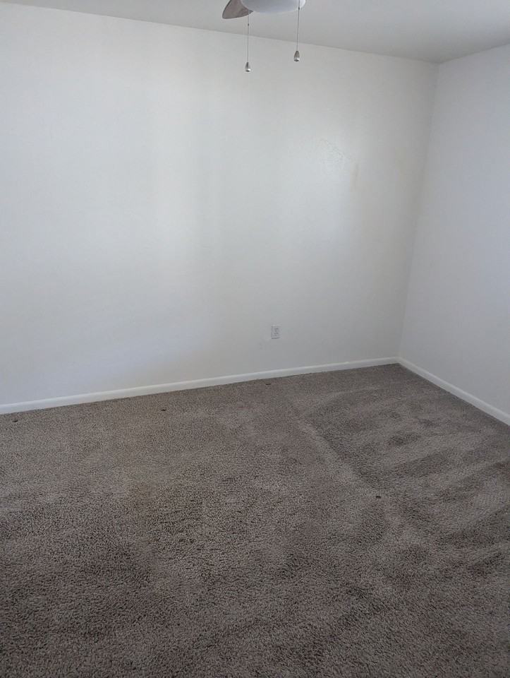 Sierra Court Apartments - Photo 6 of 16